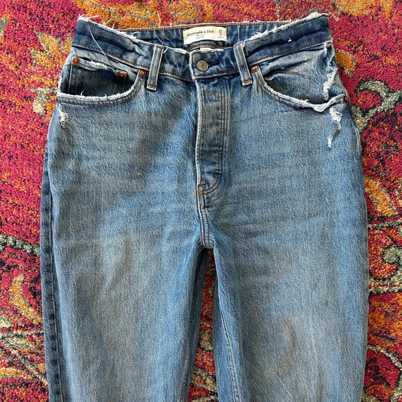 Abercrombie & Fitch | Women’s medium blue Curve Love The Dad High Rise Jeans, 27 - Picture 8 of 15